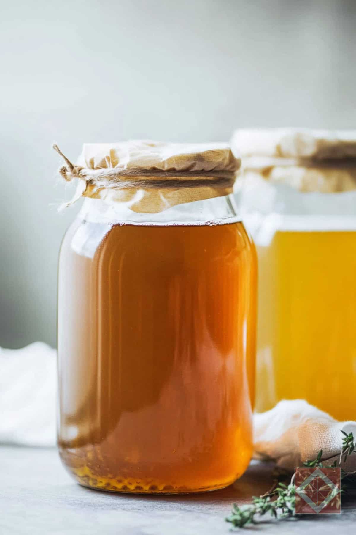 A Refreshing Summer Drink with This Mead Recipe - Mead Drink pin 1 midia