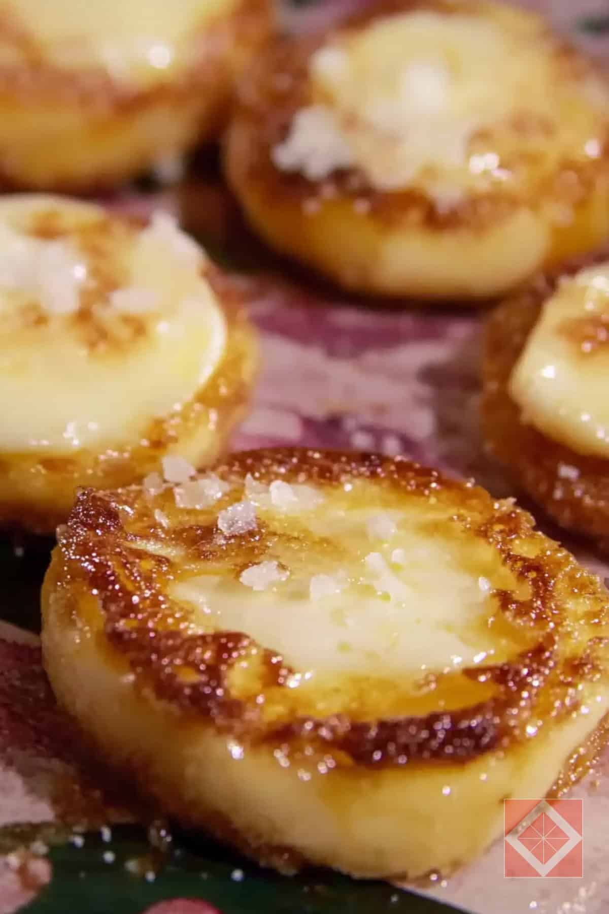 Parmesan-Crusted Cheese Rounds Air Fryer Recipe Snack Idea - Parmesan Crusted Cheese Rounds pin 2 midia