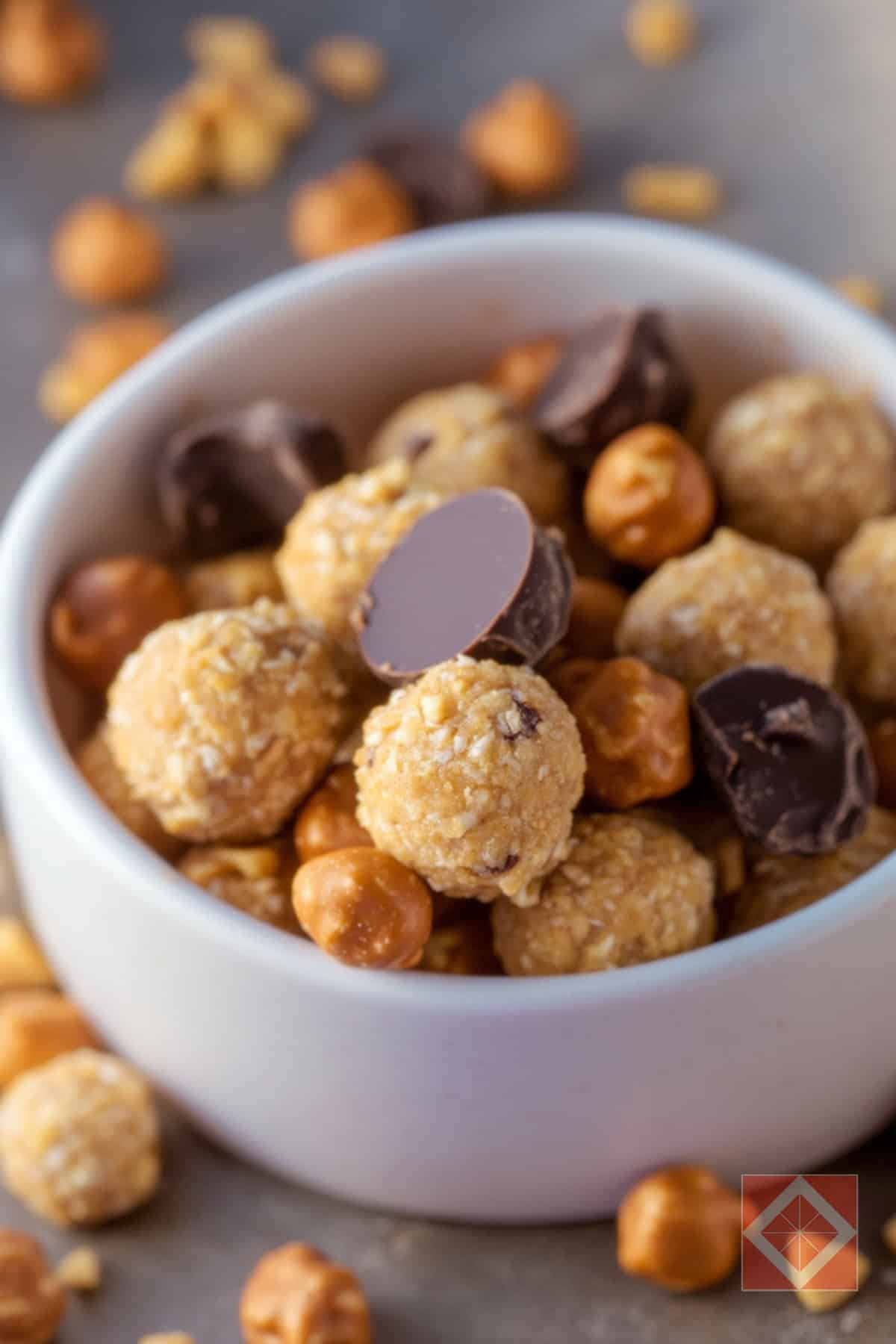 peanut butter cup cereal pops: sweet, simple, and secretly strong - Peanut Butter Cup Cereal Pops pin 2 midia