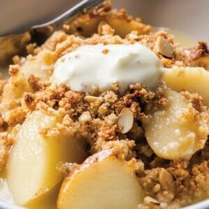 Best Pear-Ginger Crisp One-Pot Recipe for Dessert Lovers - Pear Ginger Crisp midia