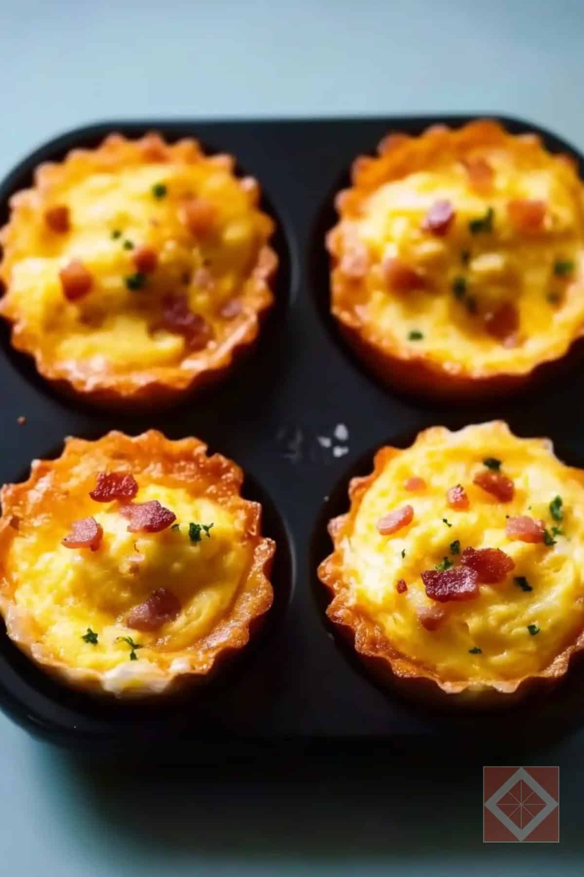 Scrambled Egg Muffins Air Fryer Recipe Low-Carb Breakfast Idea - Scrambled Egg Muffins Air Fryer Recipe pin 1 midia