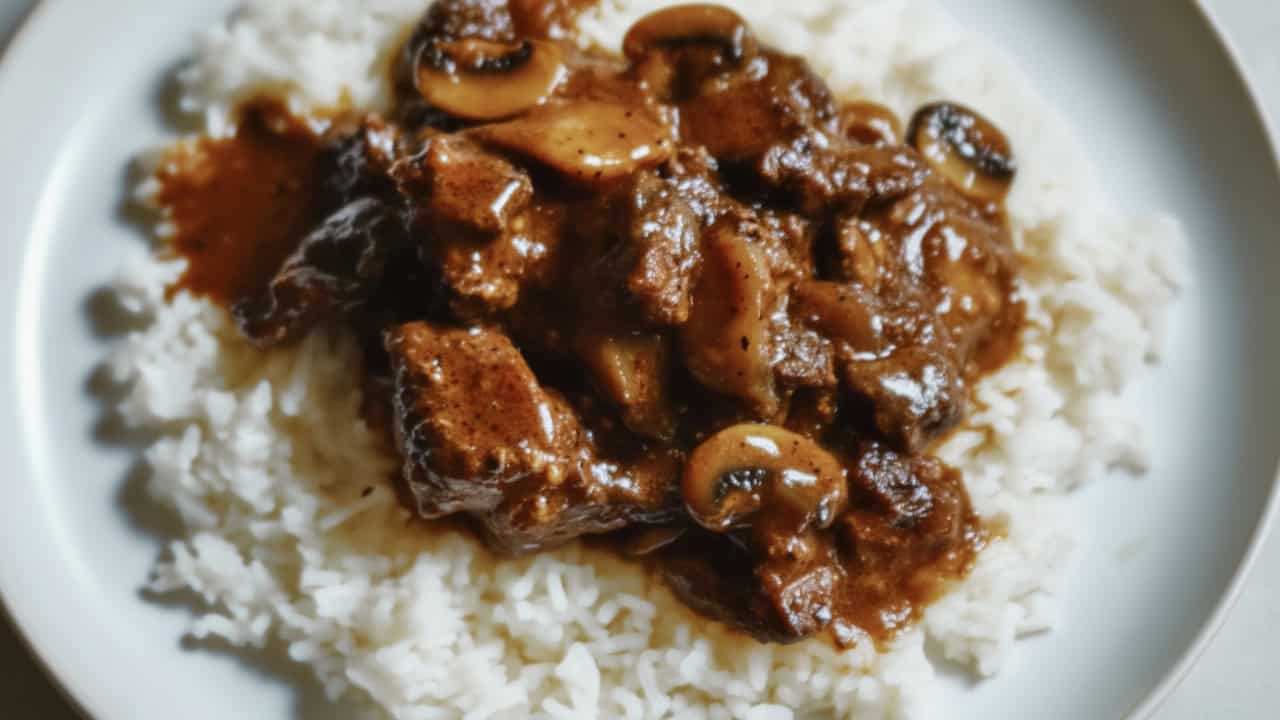Comfort on a Plate: Tender Beef Tips & Rice - Tender Beef Tips Rice midia