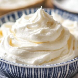Greek Yogurt Cream Cheese Frosting: So Easy, So Light - Greek Yogurt Cream Cheese Frosting midia