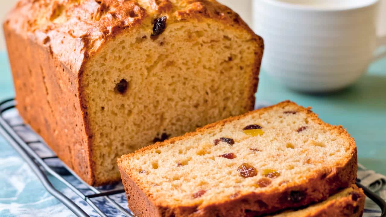 It’s Not a Fruitcake - Everyone Will Crave This Bread Machine Recipe - Not a Fruitcake Bread Machine midia