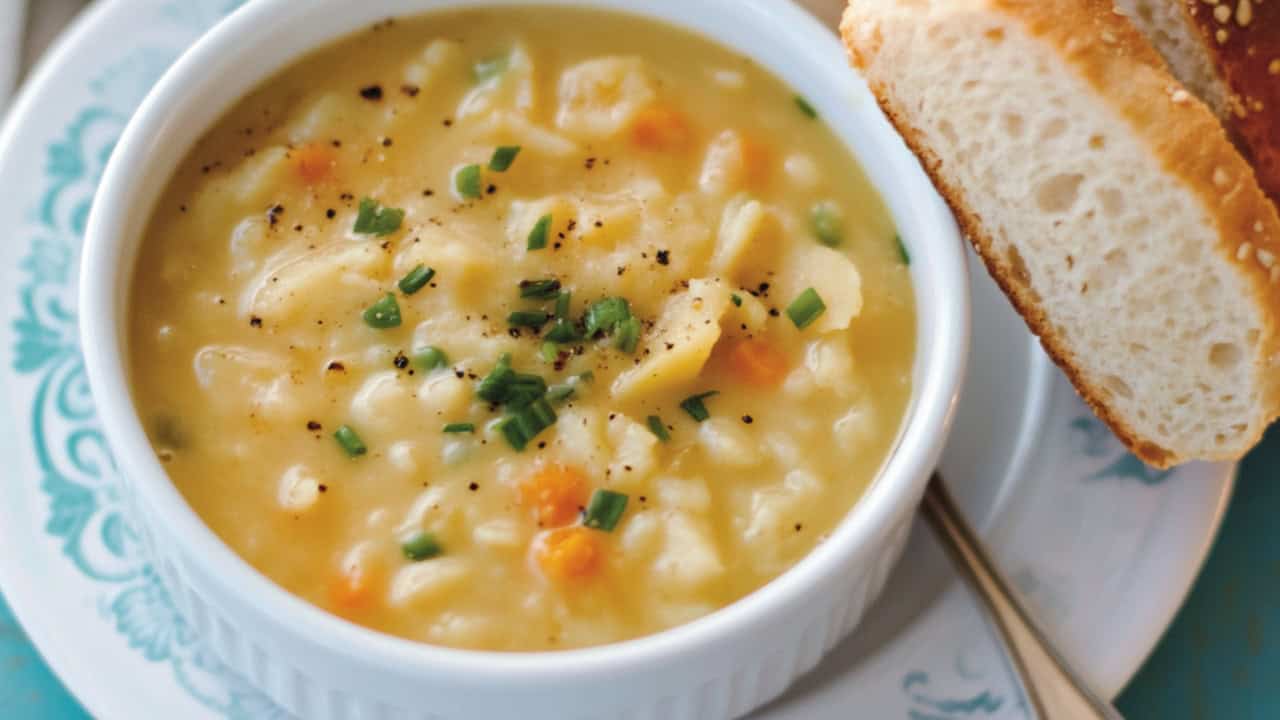 Loaded Baked Potato Bread Machine Recipe for Soup Nights - Potato Soup midia