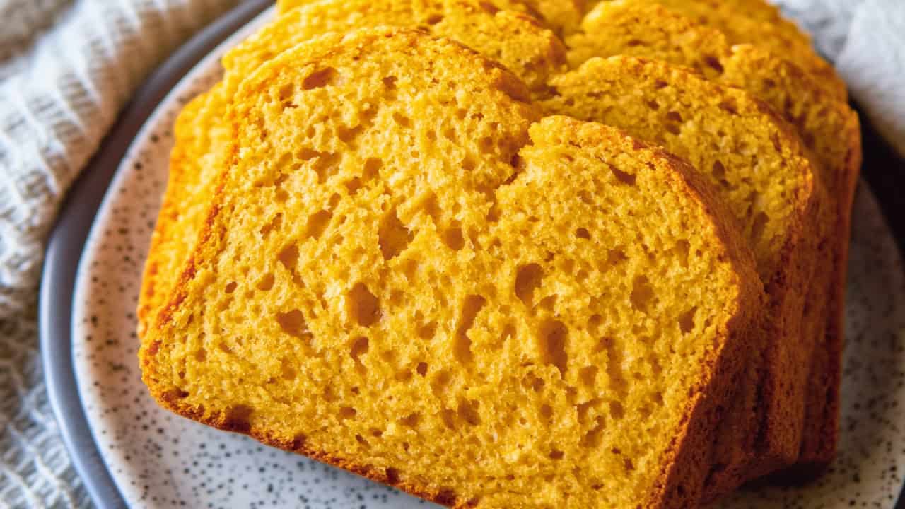 Pumpkin Bread Machine Recipe That’s Actually Sliceable - Pumpkin Bread Machine midia