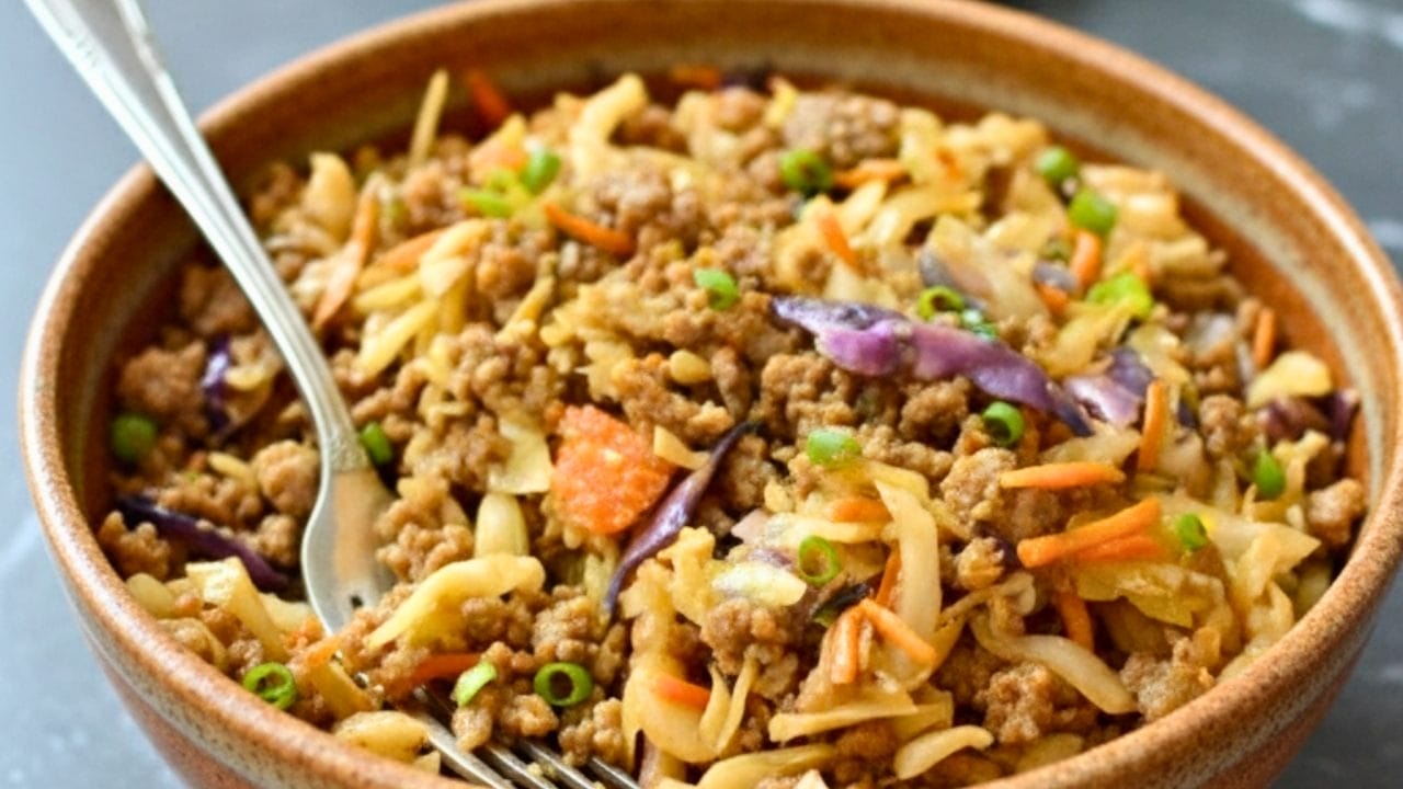 low calorie & carb egg roll in a bowl (that’s actually not bland) - egg roll in a bowl 2